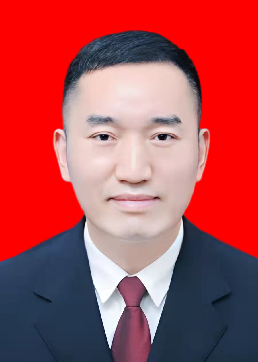 彭俊