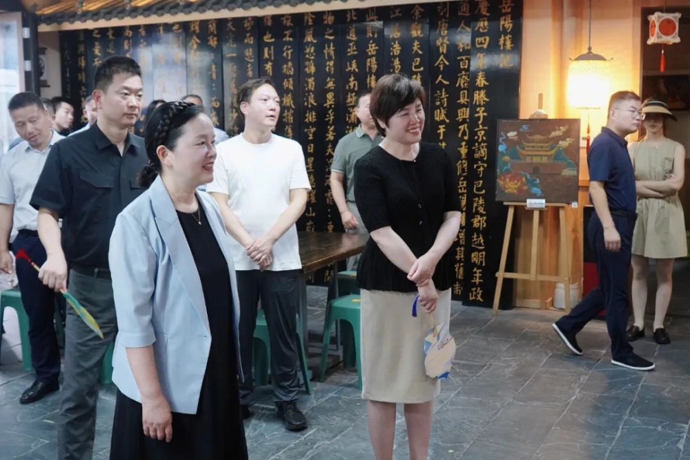 君山区党政代表团来我区考察交流
